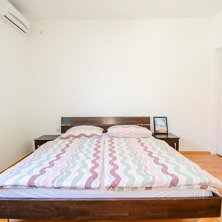 Apartment Guest House Leo Zadar Exterior foto