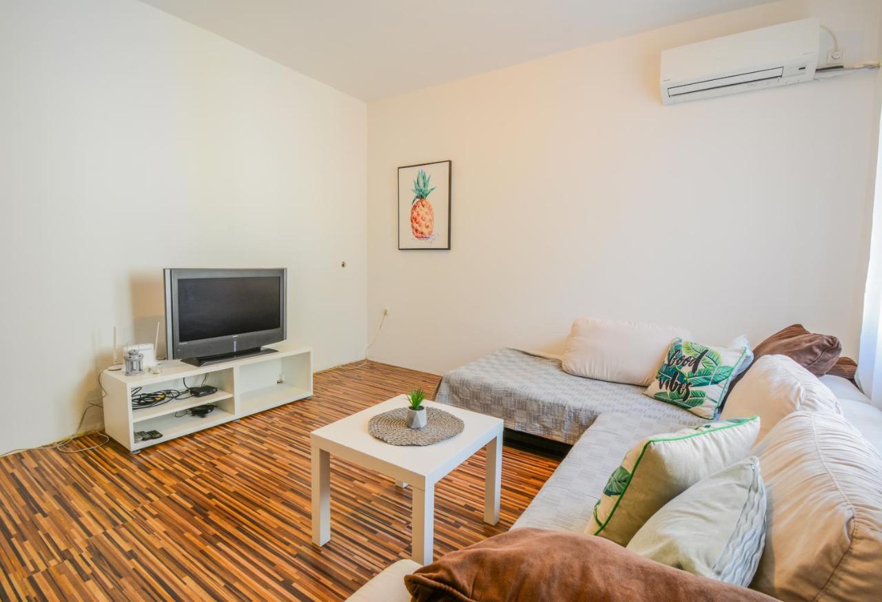 Apartment Guest House Leo Zadar Exterior foto
